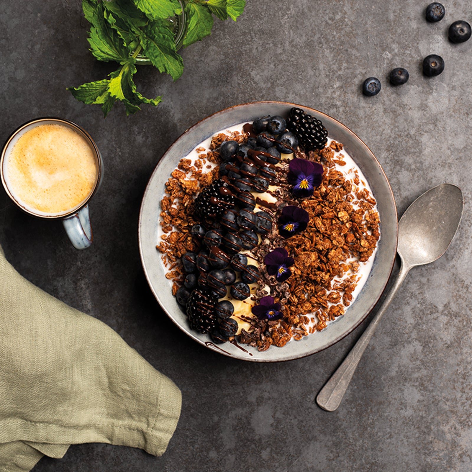 barnhouse-krunchy-cocoa-weniger-zucker-bio-knusperm-sli image 8