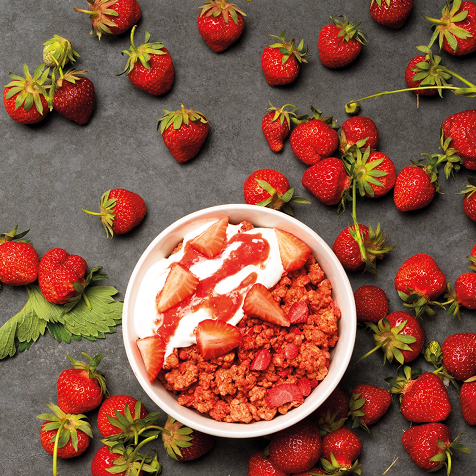 barnhouse-krunchy-erdbeere-bio-knusperm-sli-mit-gefriergetrockneten-erdbeeren image 5