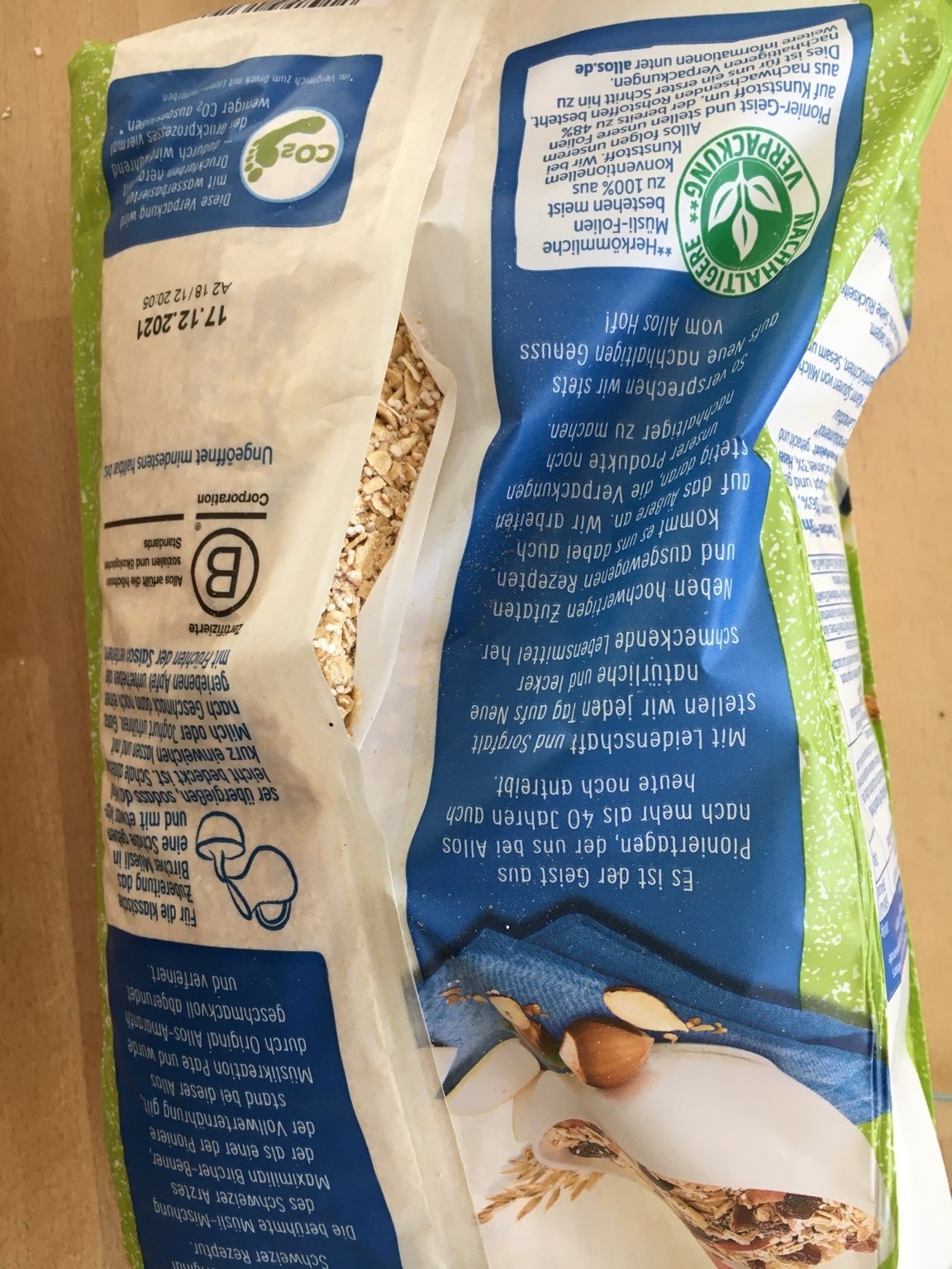 Solides Bio-Müsli