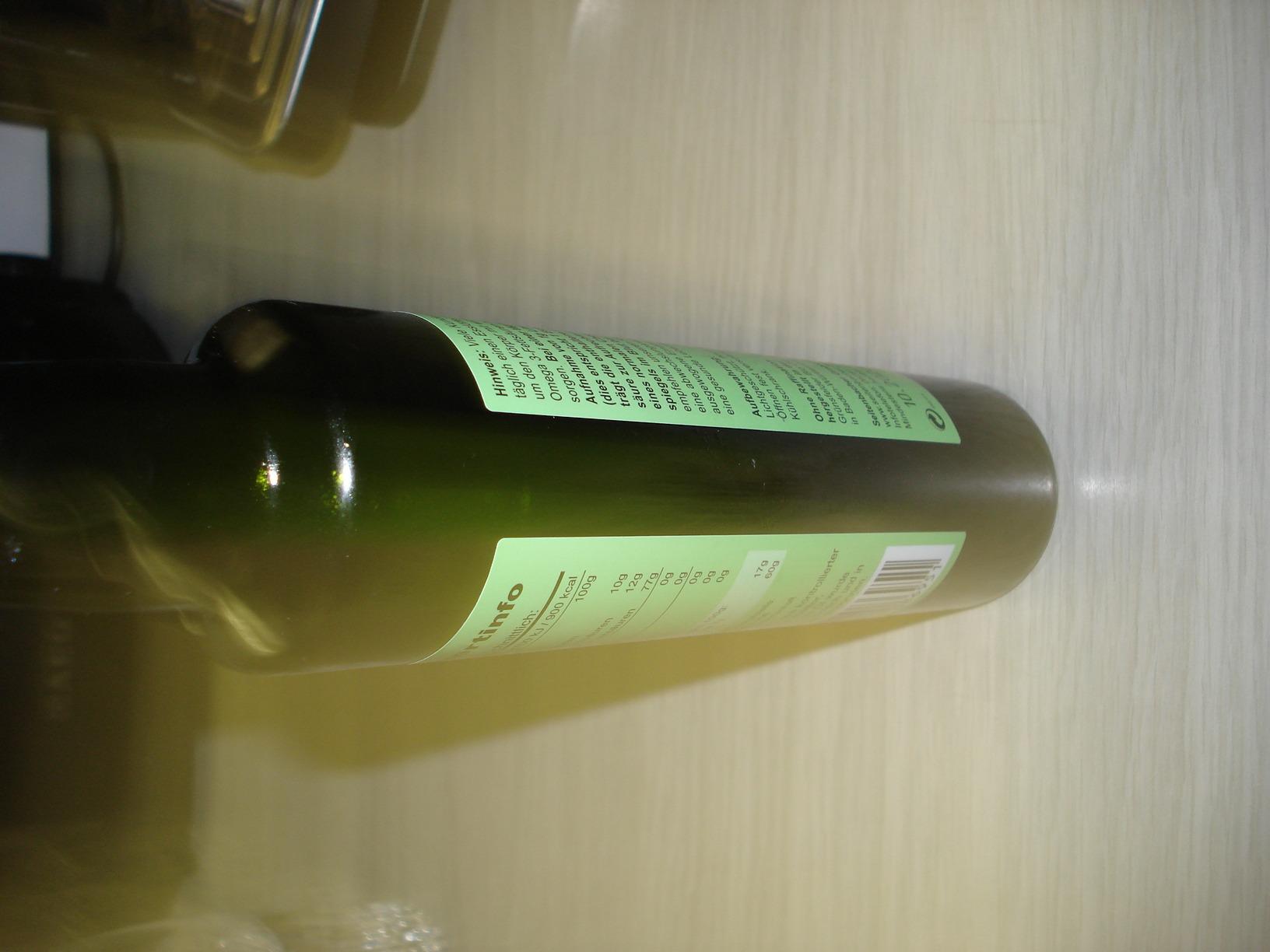 Frisches, mild-nussiges Öl